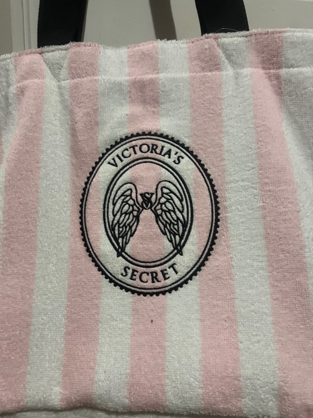 NWT Victoria’s secret terry strips tote bag - Picture 3 of 8